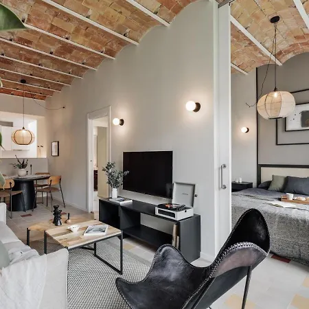 Apartment Pollock - 2 Bedrooms And Office In Eixample Dreta Barcelona